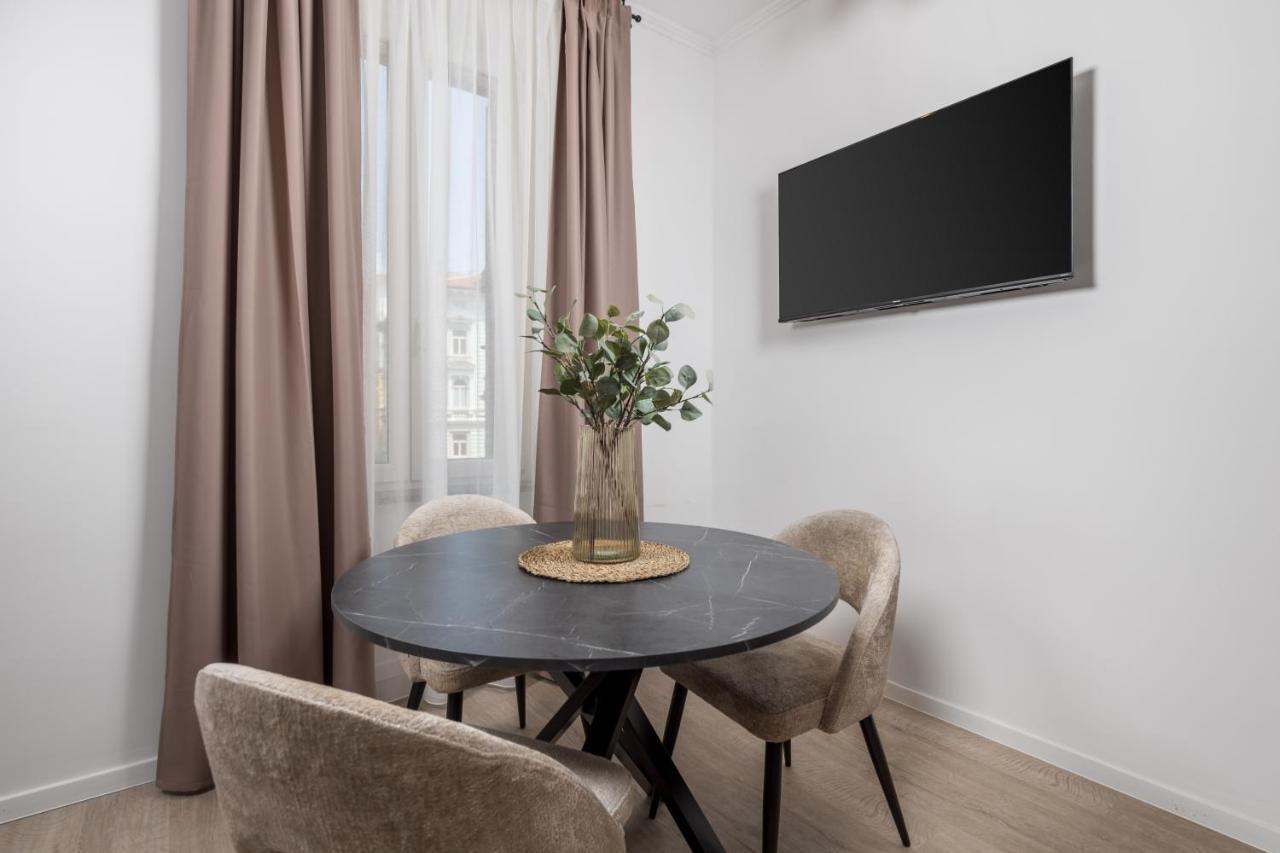 Apartments Diego Рієка Екстер'єр фото